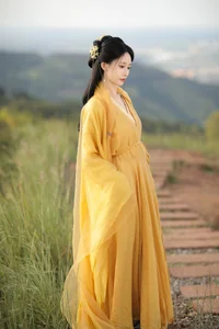Captivating Portraits: YiTuYu Art Language Vol.5541 Starring Jia Yue Yue Yue - image 30