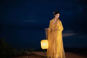 Captivating Portraits: YiTuYu Art Language Vol.5541 Starring Jia Yue Yue Yue - image 26