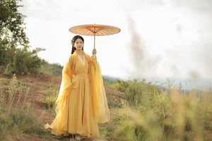 Captivating Portraits: YiTuYu Art Language Vol.5541 Starring Jia Yue Yue Yue - image 1