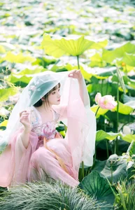 Contemporary Beauty: YiTuYu Art Language Vol.4743 Featuring Lionnn_ Collection - image 0
