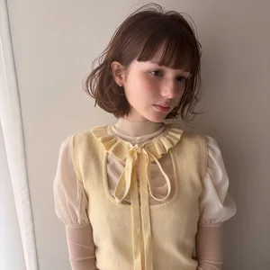 Social Media Abuzz Over the Stunning Doppelganger of Famous Influencer Xoai Non - image 6