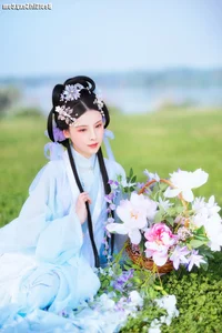 Artistic Mastery: Yi Xiao Zhi Zhi Zhi Zhi in YiTuYu Art Language Vol.4069 - image 5
