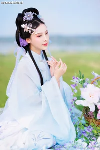 Artistic Mastery: Yi Xiao Zhi Zhi Zhi Zhi in YiTuYu Art Language Vol.4069 - image 15