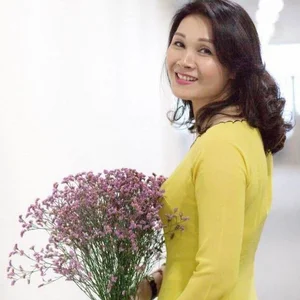 Meet the Elegant VTV News Editor and Former Miss Hanoi Runner-Up: A Journey of Beauty and Professionalism - image 4