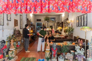 Hanoi's 'Noble' Bun Rieu: A Luxury Twist on Traditional Vietnamese Street Food - image 7