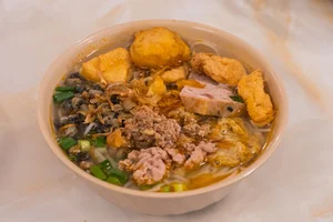 Hanoi's 'Noble' Bun Rieu: A Luxury Twist on Traditional Vietnamese Street Food - image 4
