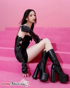 Bau Krysie: The Face Vietnam Star Redefining Modern Glamour in New Gallery - image 19