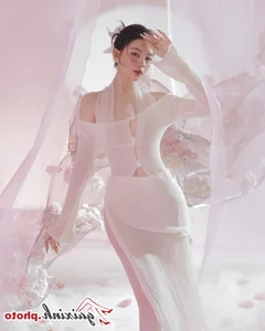 Bau Krysie: The Face Vietnam Star Redefining Modern Glamour in New Gallery - image 20