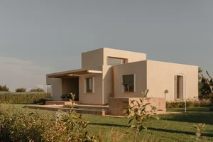 Creative Architecture: A Stunning One-Story Home Built on a Challenging Triangular Plot - image 22