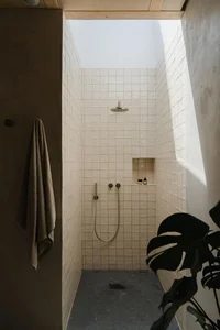 Creative Architecture: A Stunning One-Story Home Built on a Challenging Triangular Plot - image 29