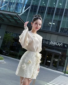 Exploring the Radiant Beauty of Xemesis's Partner Amidst Public Interest - image 8