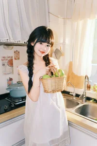 YiTuYu Art Language Vol.10240 Featuring Xiao Li Hua Er: A Stunning 22-Piece Artistic Photography Collection - image 10
