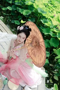 Elegant Portraiture: YiTuYu Art Language Vol.4802 Featuring Model Cha Xiao Tu - image 5