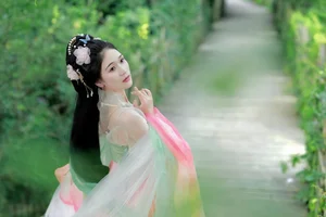Elegant Portraiture: YiTuYu Art Language Vol.4802 Featuring Model Cha Xiao Tu - image 8