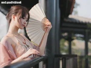 YiTuYu Art Language Vol.4127: Stunning Portrait Photography Featuring Da Wai Wai Ge - Elegant Digital Art Gallery - image 33