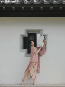 YiTuYu Art Language Vol.4127: Stunning Portrait Photography Featuring Da Wai Wai Ge - Elegant Digital Art Gallery - image 0