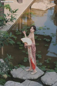 YiTuYu Art Language Vol.4127: Stunning Portrait Photography Featuring Da Wai Wai Ge - Elegant Digital Art Gallery - image 31