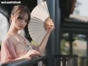 YiTuYu Art Language Vol.4127: Stunning Portrait Photography Featuring Da Wai Wai Ge - Elegant Digital Art Gallery - image 17