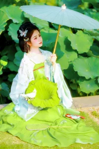 Xiao Du Tong Xue: Elegant Sunset Creek Portrait Series from YiTuYu Art Language Vol.9376 - Aesthetic Outdoor Lifestyle Photography - image 13