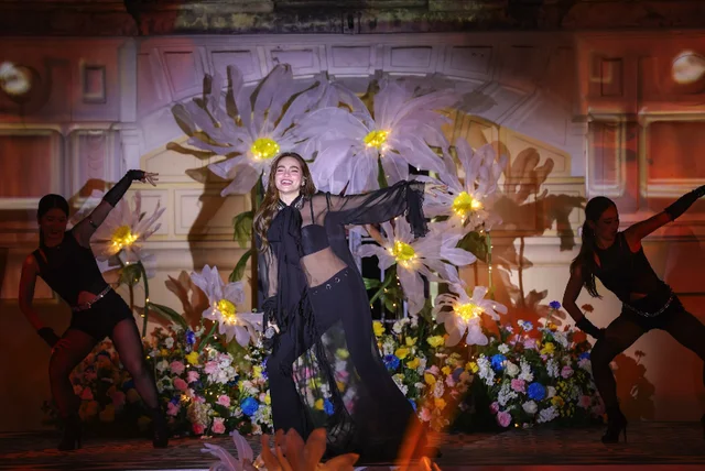 Tuấn Hưng and Huong Baby: The Power Couple Vedettes of Heritage 2