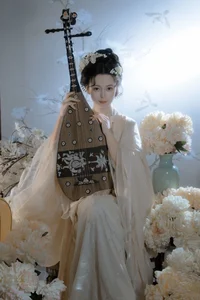 YiTuYu Art Language Vol.6744 Hua Yu Ta Floral Aesthetic Gallery - image 0