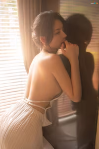 Jiu Shi A Zhu: Beauty Bathed in Warm Afternoon Sun - Alluring Moment by the Window - image 0