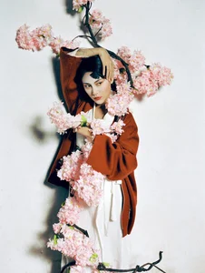 Exploring Elegance in Art Language Vol.4708 with Wu Jie Cao Xiao Jie - image 2