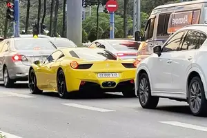 Yellow Ferrari 488 Masterpiece - image 5