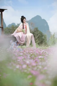 YiTuYu Art Language Vol.10232: Captivating Artistic Portraits of Ju Pi Yi Hao - 19 Image Collection - image 8