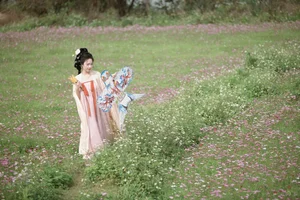 YiTuYu Art Language Vol.10232: Captivating Artistic Portraits of Ju Pi Yi Hao - 19 Image Collection - image 18