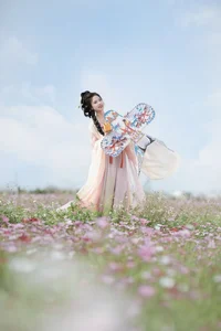 YiTuYu Art Language Vol.10232: Captivating Artistic Portraits of Ju Pi Yi Hao - 19 Image Collection - image 7
