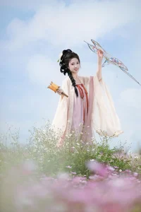 YiTuYu Art Language Vol.10232: Captivating Artistic Portraits of Ju Pi Yi Hao - 19 Image Collection - image 6