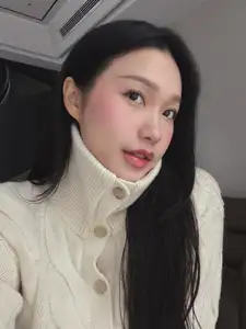 Doan Hai My: Sweet Beauty & Korean Doll Face Captivate Hearts in Winter Chill. - image 2