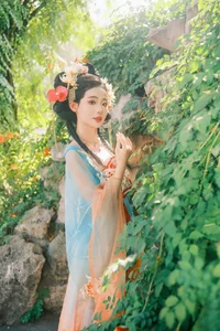 YiTuYu Art Language Vol. 7741: The Enchanting Beauty of Wen Wen - image 4