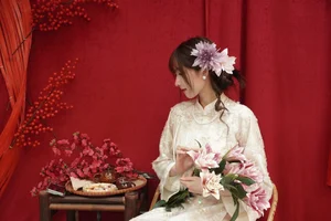 Elegant Vietnamese Woman in Traditional White Ao Dai - Timeless Cultural Fashion and Portrait Photography Inspiration - image 3