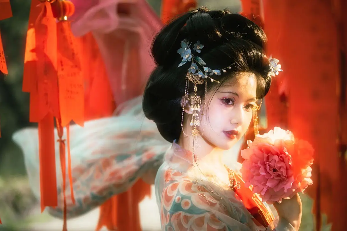 YiTuYu Vol.8538: Discover Suan La Tang Er's Traditional Beauty - Art and Elegance
