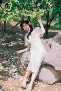 YiTuYu Art Language Vol.6870: Capturing the Elegance of Bu Ke Ai De He He Miao - image 29