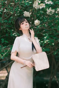 YiTuYu Art Language Vol.6870: Capturing the Elegance of Bu Ke Ai De He He Miao - image 31