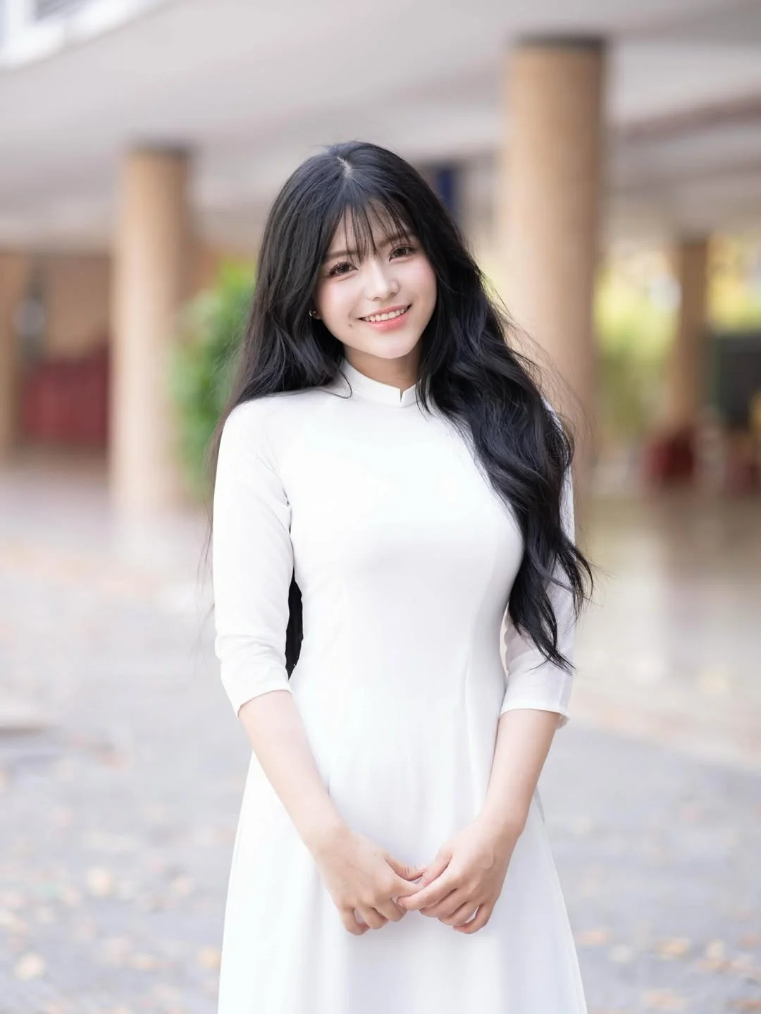 The Rise of the 'Pure Beauty' Aesthetic: Graduation Season's Most Viral Student