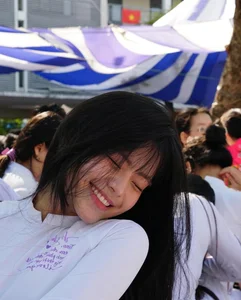 The Rise of the 'Pure Beauty' Aesthetic: Graduation Season's Most Viral Student - image 1