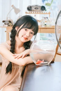 YiTuYu Art Language Vol.10224: Exploring Contemporary Portraiture with Xiao Li Hua Er in this 28-Photo Gallery - image 22