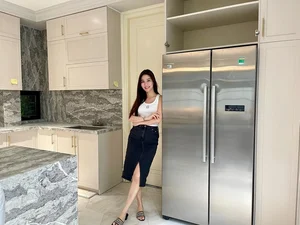 Actress Diễm My 9x and Husband Vinh Nguyễn Celebrate One-Month Anniversary in Hong Kong - image 5
