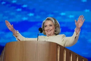Iconic Photography from the Opening of the Democratic National Convention: A Visual Recap - image 3