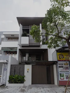 Modern 3-Story Townhouse Design: HH’s House in Da Nang Featuring Sustainable Greenery, Natural Light, and Open Voids for Contemporary Urban Living - image 23