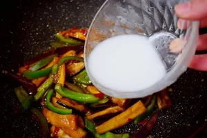 Nutritious and Affordable Stir-Fried Vegetables: The Ultimate Vitamin-Rich King of Greens Recipe - image 6
