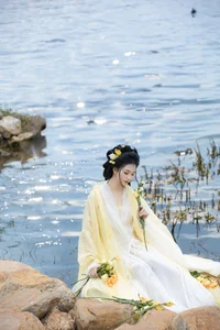Ethereal Grace of Wan Jiang Ting in YiTuYu Art Language Vol.8851 by the Lake - image 33