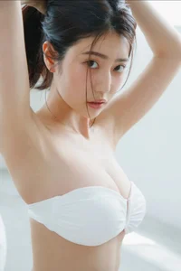 Elegant Japanese Model Natsuki Abe in FRIDAY Monthly Girl 053 Part 02 Photo Series - image 1