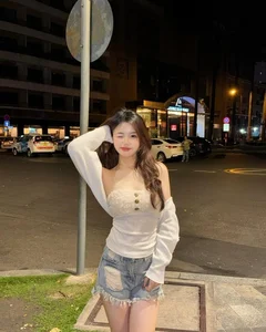 Social Media Influencer Shares Romantic Moments with Boyfriend Amidst Past Controversies - image 3