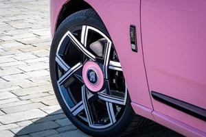 Exclusive Look at Three Bespoke Rolls-Royce Masterpieces for China - image 9