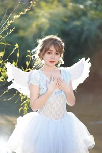 Contemporary Visuals: Art Language Vol.6096 Featuring Pao Fu Xiao Fang - image 5